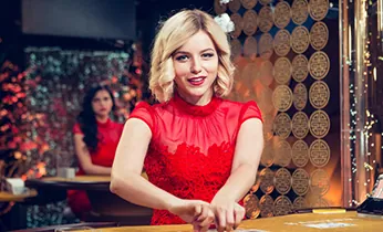 Người chơi đang trải nghiệm bắn cá trên ứng dụng Xổ Số 66 App